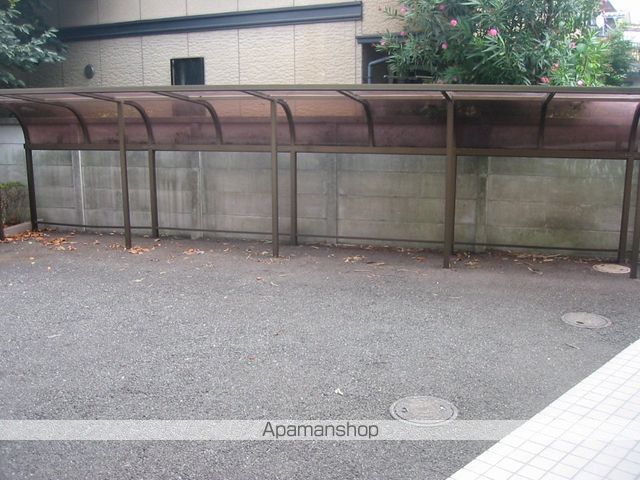 ロイヤルコートの外観写真