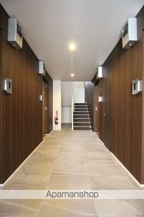 東京都世田谷区北沢３丁目[1LDK/39.96m2]のエントランス