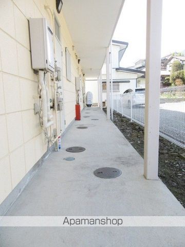 フジエイトの玄関写真