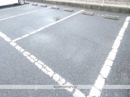 アクア[2LDK/58.12m2]の駐車場1