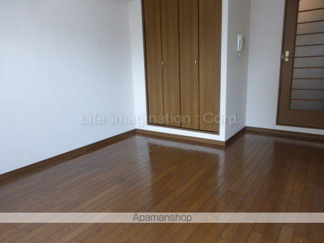 十一屋DOAの内装写真