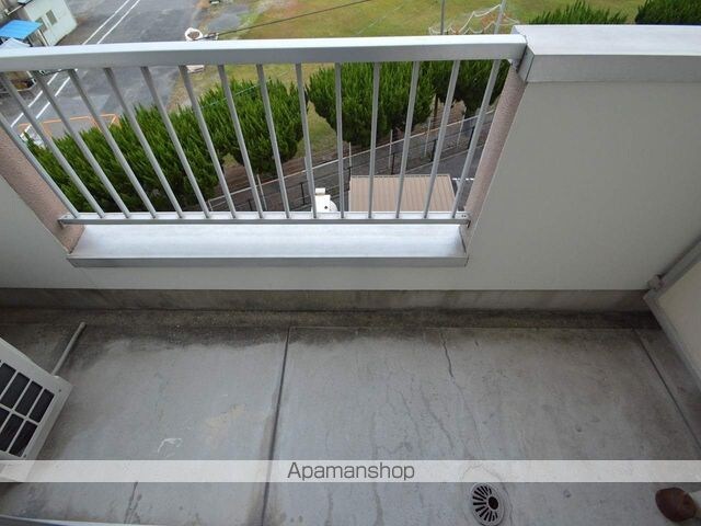 アビリオ西条中央[1R/23.4m2]のバルコニー