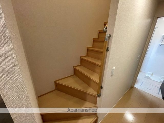 テェルツォラナの内装写真