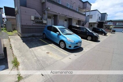 Ｍ’Ｓプレステージ[1K/26.49m2]の駐車場3