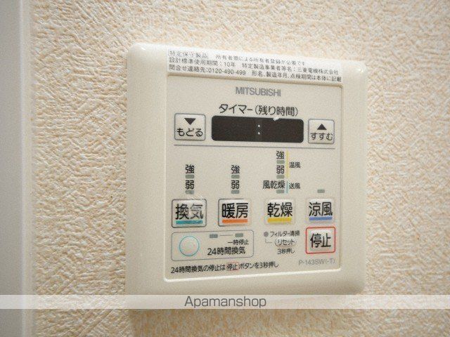 LUXE尼崎WESTの内装写真