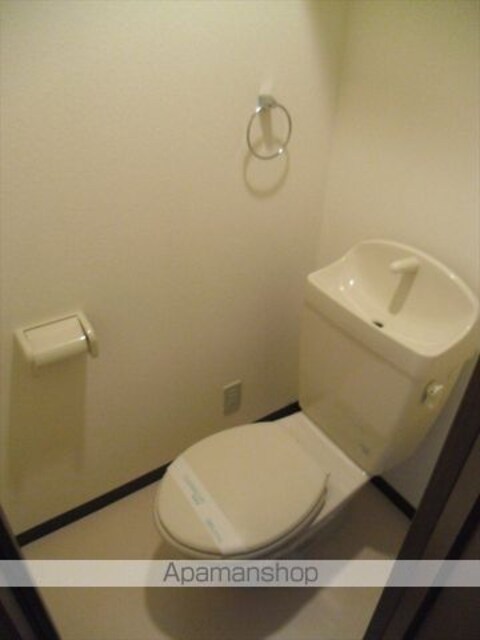 和歌山県和歌山市三葛[1DK/32m2]のトイレ