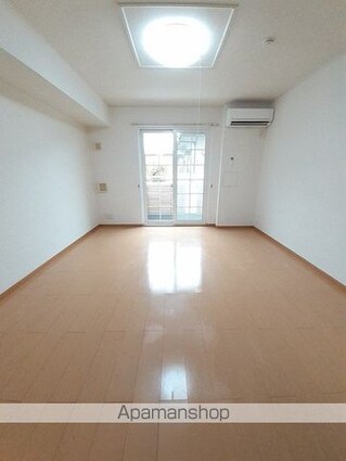 フレンドリーＫＵＢＯ　Ｂ[1R/32.9m2]のリビング・居間