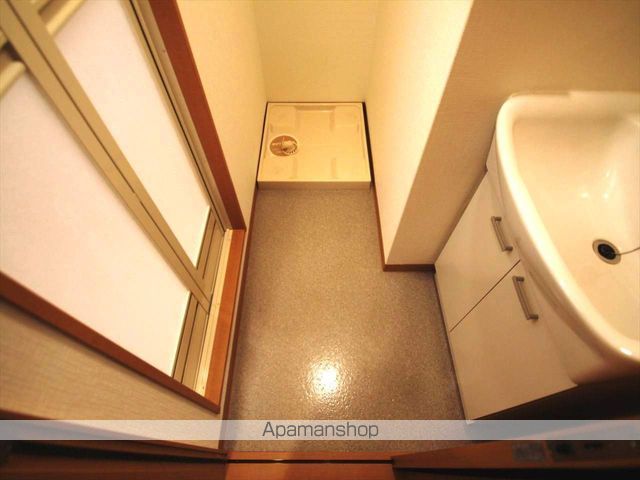 ラトゥール江坂の内装写真