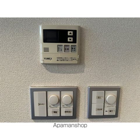 アルファースタイルの内装写真
