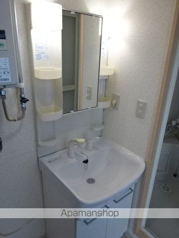 LOUANGEの内装写真