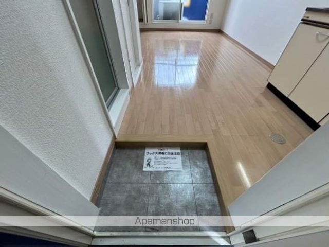 クリスタルハイツの内装写真