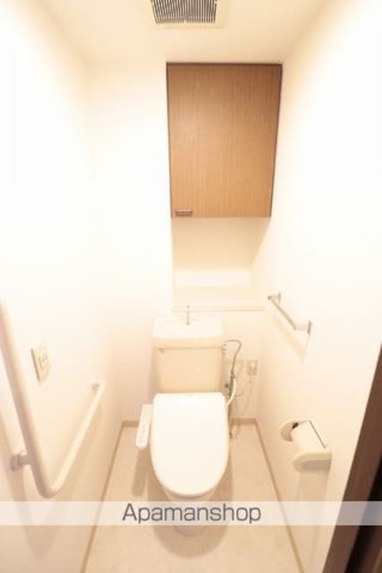 東京都立川市高松町３丁目[2SLDK/64.48m2]のトイレ