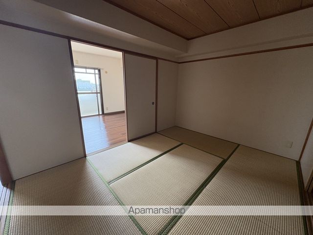 フォレスト勝川の内装写真