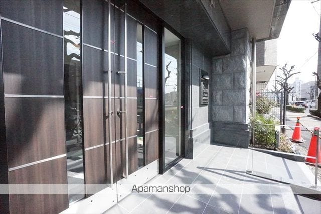 プレサンスNAGOYA本陣の玄関写真
