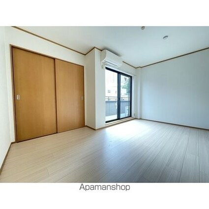 コンフォート東麻布[1K/25.66m2]のリビング・居間