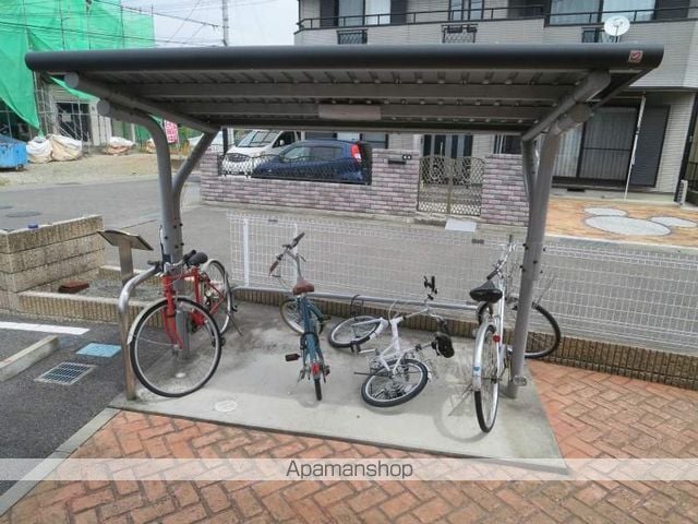 フォレスト里吉の外観写真