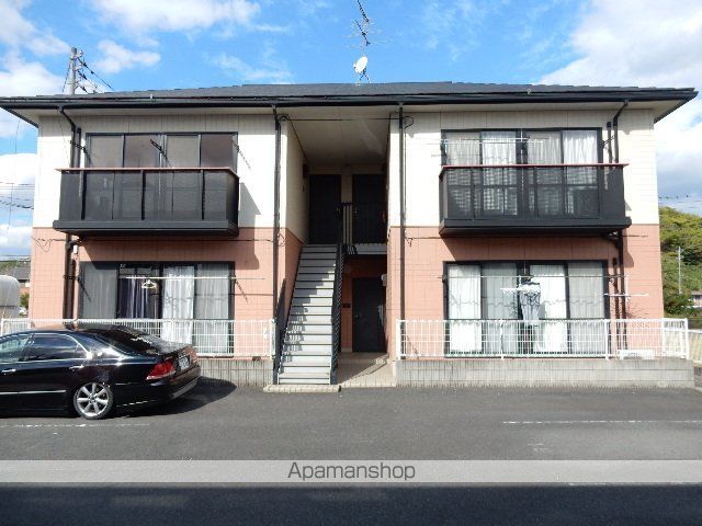 フローラル東岡山 Bの外観写真
