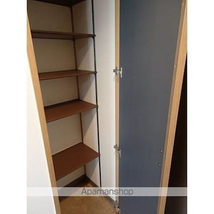 ラ・シャテロ[1LDK/43.32m2]の玄関