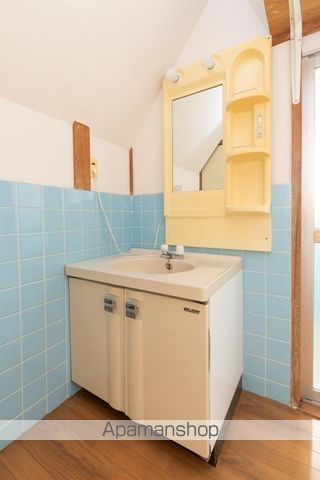 曽根松縄町借家5・6・7号の内装写真