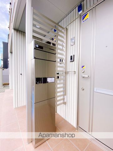 DーROOM曙の玄関写真