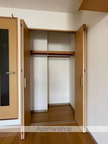 コウゴ・リヨービルの内装写真