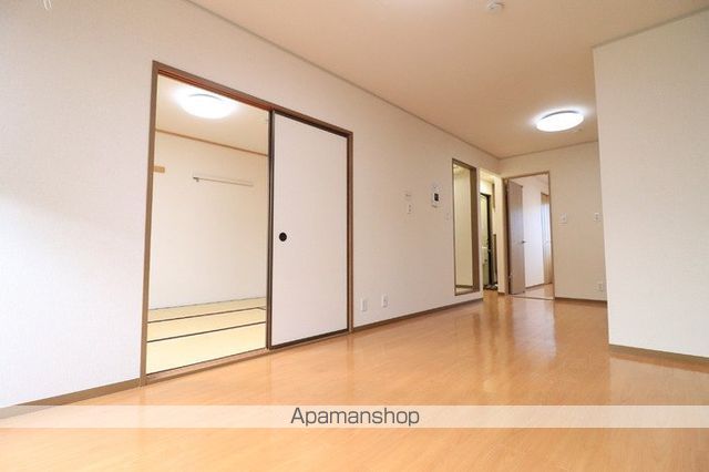 apartment 福島県福島市野田町７丁目9-34
地図を見る