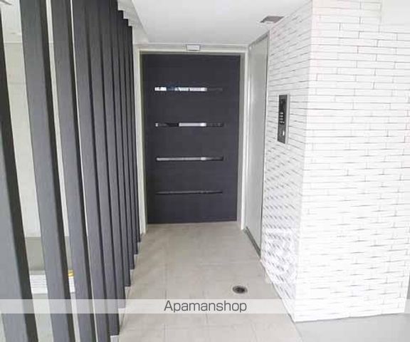 IーARTS七条大宮の玄関写真