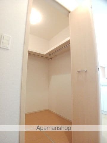 レジデンス ナカ IIIの内装写真