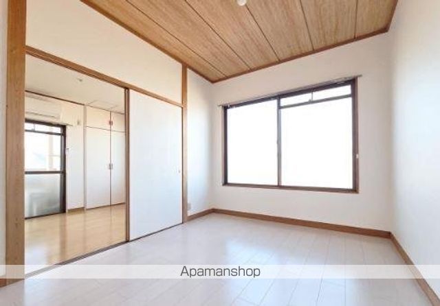 BASE津田の内装写真