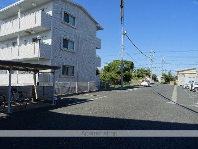 サンパレス春の外観写真