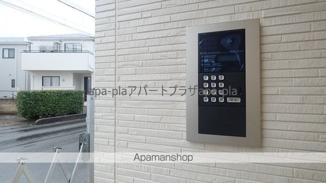 コーラルの玄関写真