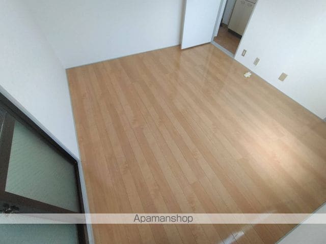 秀和ビルの内装写真