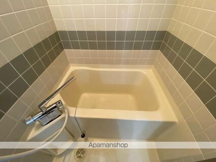 香川県高松市屋島西町[3LDK/62.19m2]の内装3