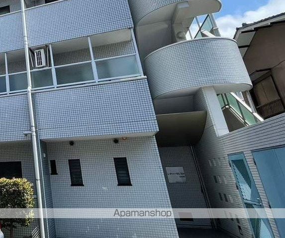 シティクレスト元住吉の玄関写真