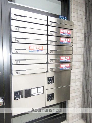 レクセラ新道東の玄関写真