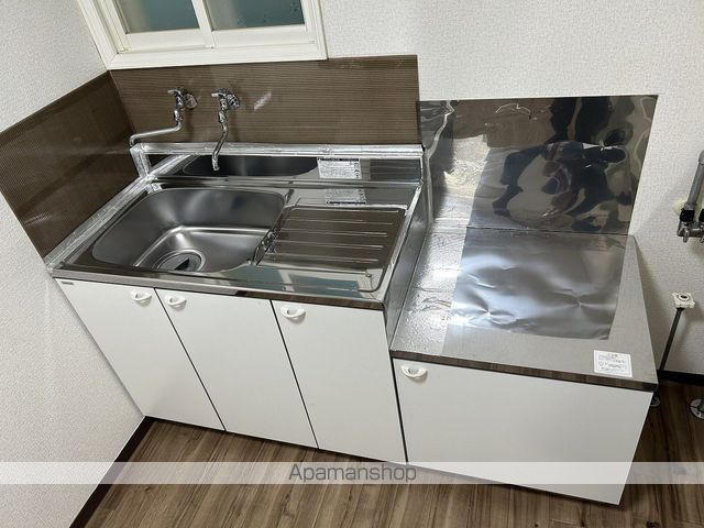ロイヤルハウス富丘Aの内装写真