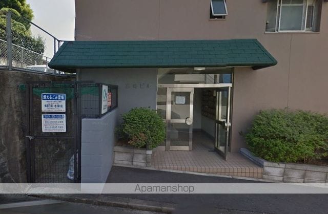 高崎ビルの玄関写真