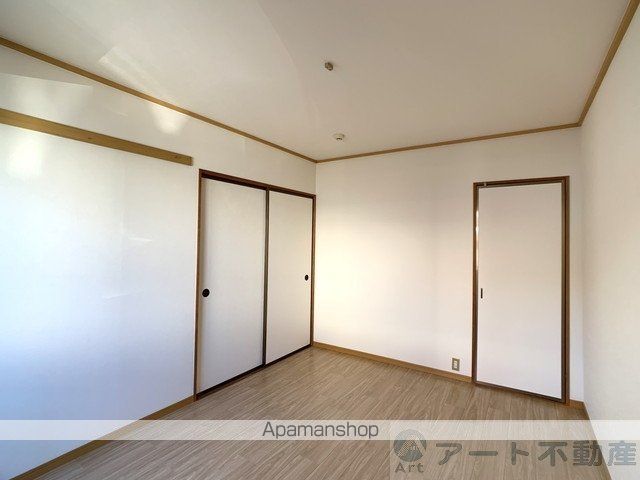 ファミール川原の内装写真