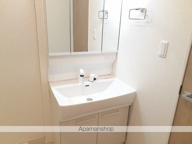 アザレアT IIの内装写真