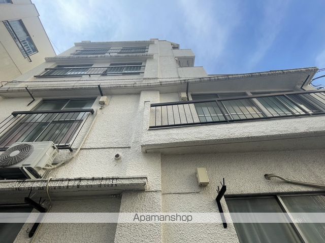 小梅マンションの外観写真