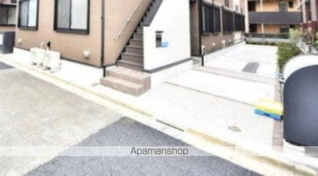 ハーモニーテラス上井草IIIの玄関写真