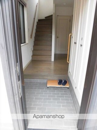 松島１１８－１０戸建[3LDK/107.66m2]の玄関