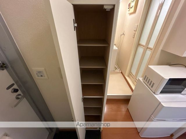 レオパレスPUREFIELDの内装写真