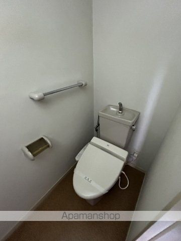 ミッションデルタの内装写真