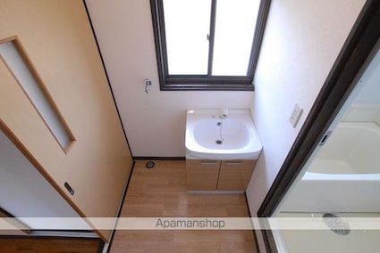 三の丸ハイツＢ棟[3K/49.68m2]の洗面所