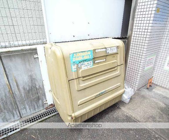 正和フラット宝ヶ池の外観写真