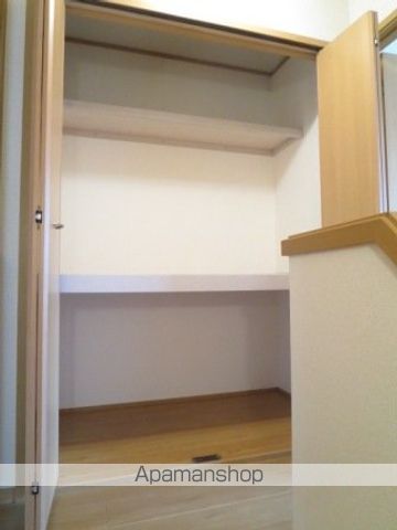 ガーネット新中浜の内装写真