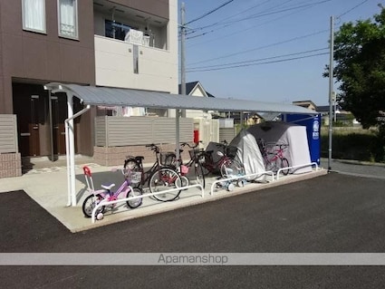 グレース・シャトー・エマⅢ[2LDK/56.89m2]の外観2