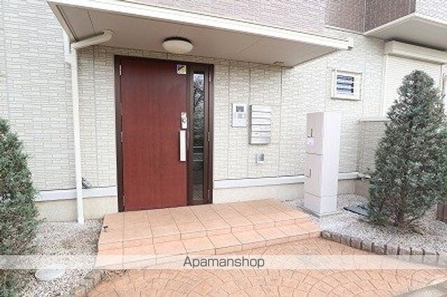 東京都立川市柏町４丁目[1LDK/40.9m2]のエントランス1