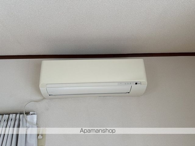中万々戸建IIの内装写真